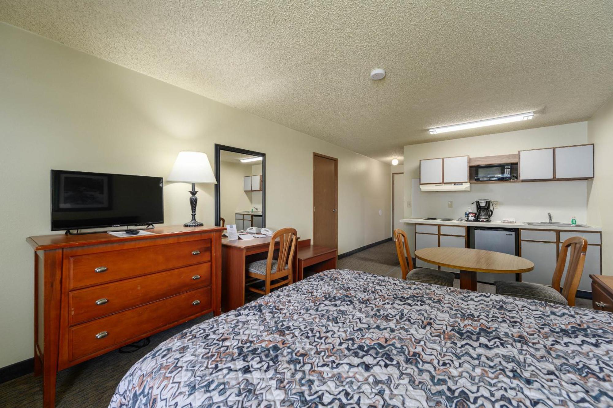 Cocusa Motel Burlington Bagian luar foto