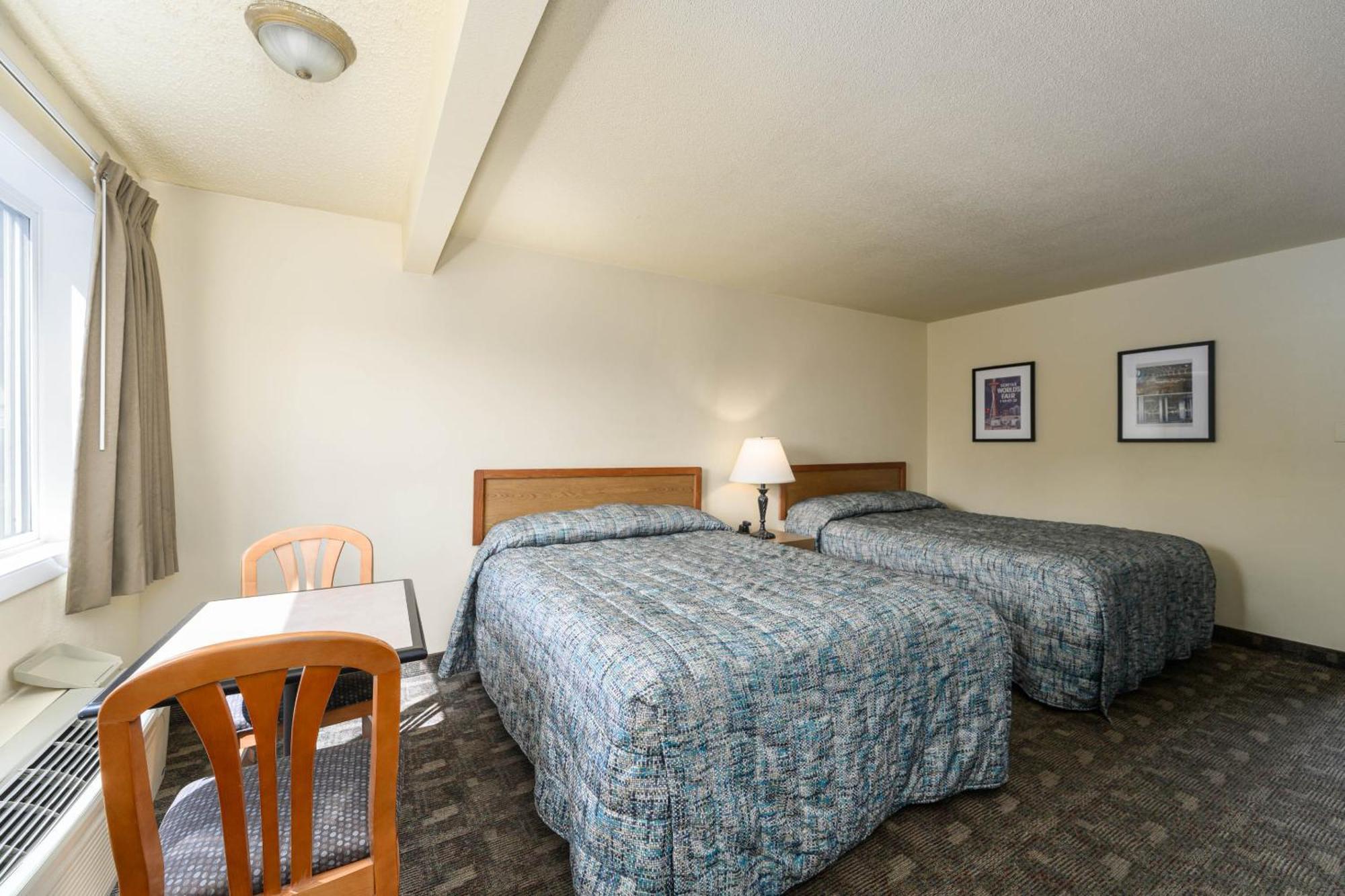 Cocusa Motel Burlington Bagian luar foto