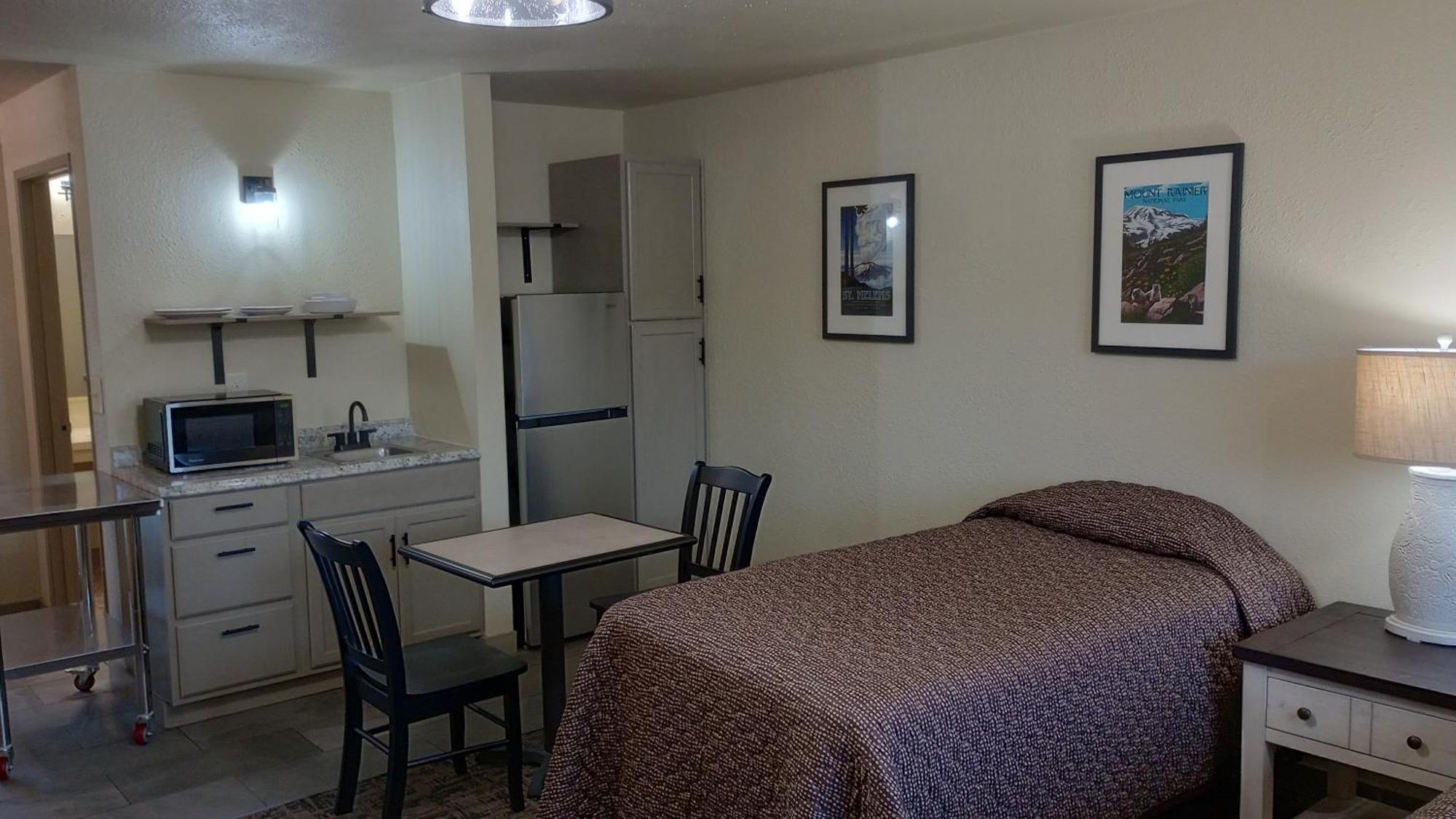 Cocusa Motel Burlington Bagian luar foto